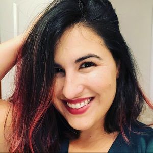 Meet your Posher, Nicole